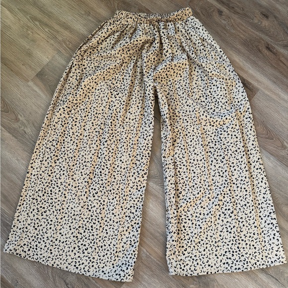 SHEIN Other - Leopard Print Wide-Leg Pants